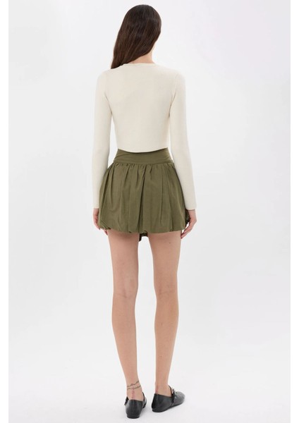 Kadın Mini Şortlu Balon Etek Haki Yeşil