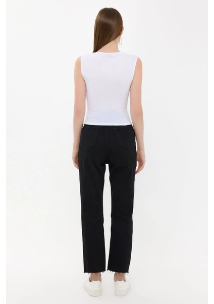 Kadın Kolsuz Pamuk Yuvarlak Yakalı Elmaslı Üst White