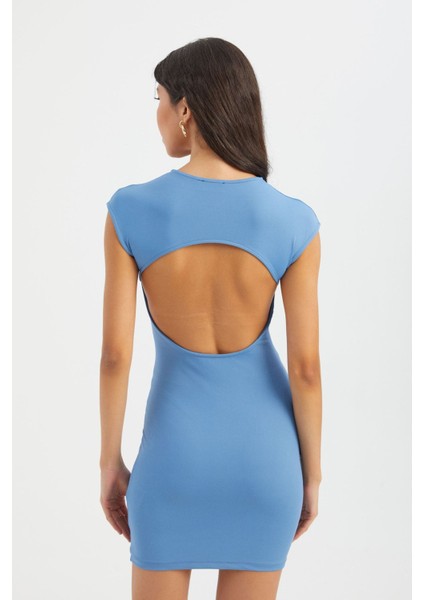 Kadın Arka Kesik Detaylı Bisiklet Yaka Kısa Kollu Mini Beden Oturan Elbise Mavi