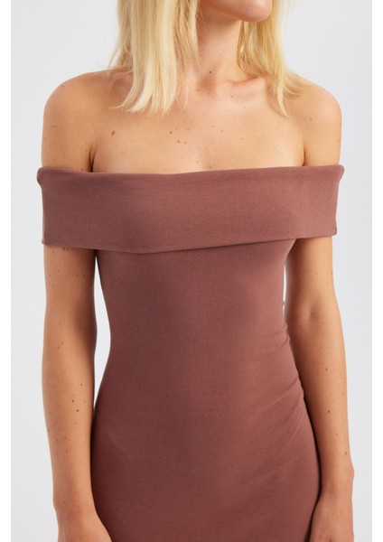 Kadın Omuzları Açık Mini Vücut Şekillendirici Elbise Mocha Kahvesi