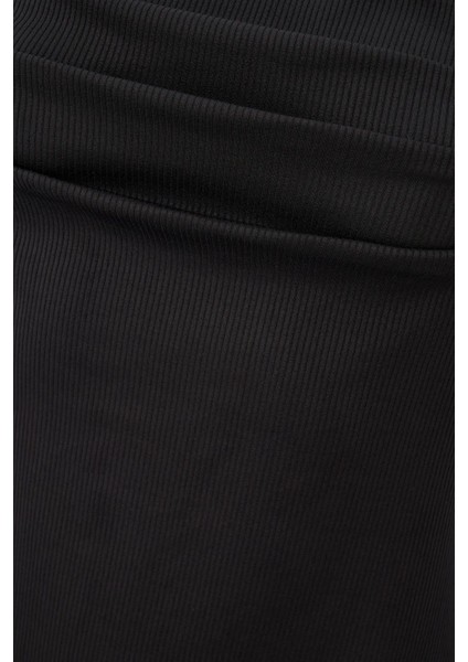 Kadın Kırışıklıklı Kare Yaka Mini Elbise Siyah