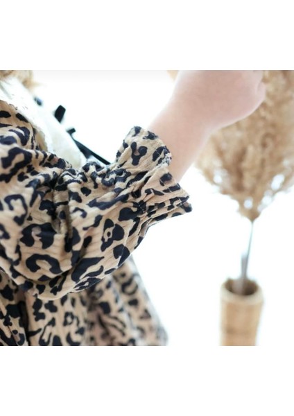 Leopar Desenli Kadife Elbise modelleri