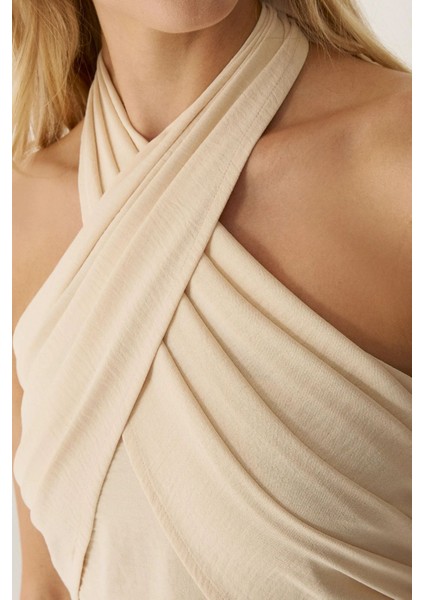 Kadın Kısa Choker Yaka Üst Natural