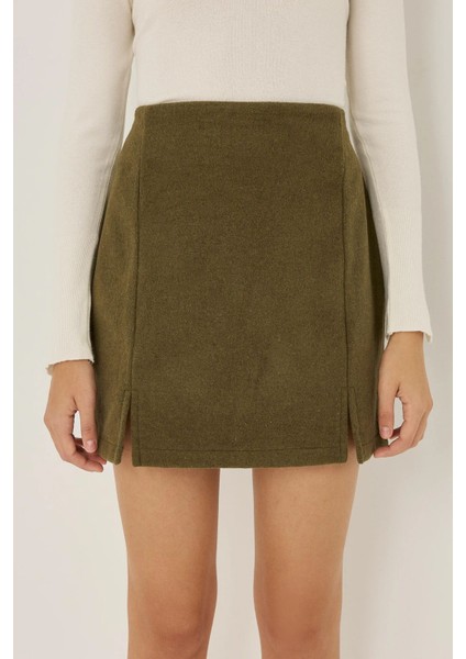 Kadın Yüksek Bel Yırtmaç Detaylı Mini Etek Yeşil