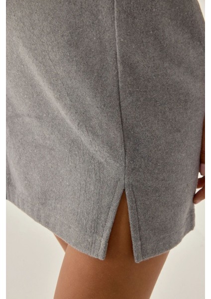 Kadın Yüksek Bel Yırtmaç Detaylı Mini Etek Grey