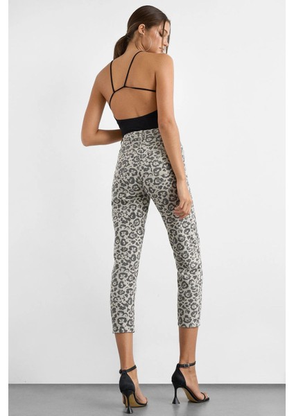 Kadın Hayvan Baskılı Slim Fit Kot Pantolon Gri
