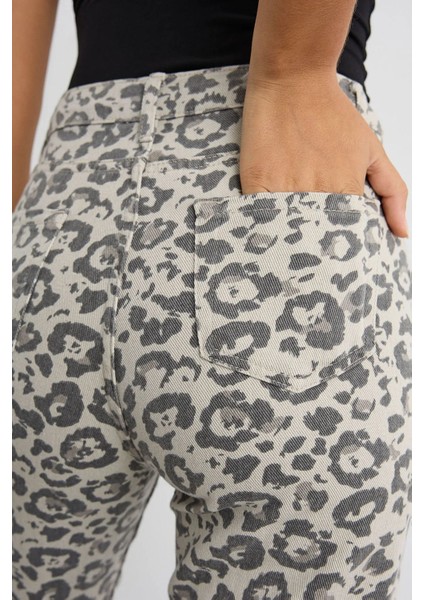 Kadın Hayvan Baskılı Slim Fit Kot Pantolon Gri