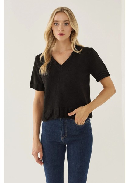 Kadın Kısa Kollu V-Yaka Örgü Kazak Siyah