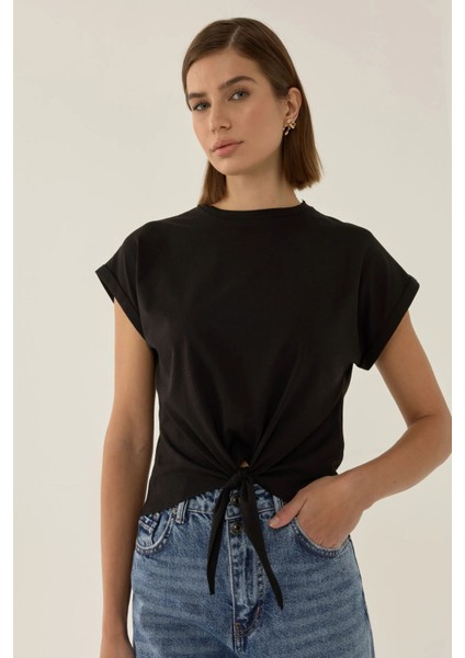 Kadın Basic Yuvarlak Yaka Kısa Tişört Siyah