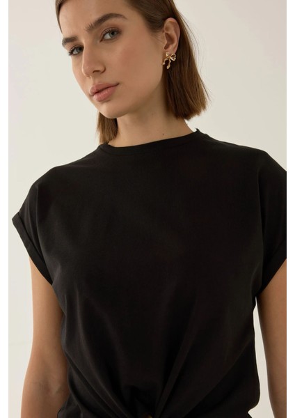 Kadın Basic Yuvarlak Yaka Kısa Tişört Siyah
