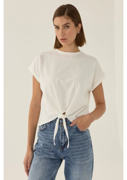 Kadın Basic Yuvarlak Yaka Kısa Tişört Tozlu Beyaz