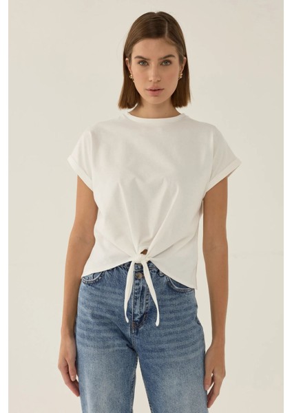 Kadın Basic Yuvarlak Yaka Kısa Tişört Tozlu Beyaz