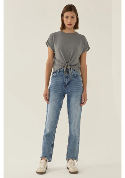 Kadın Basic Yuvarlak Yaka Kısa Tişört Gri