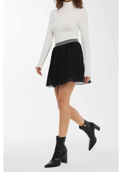 Kadın Pileli Mini Etek Black