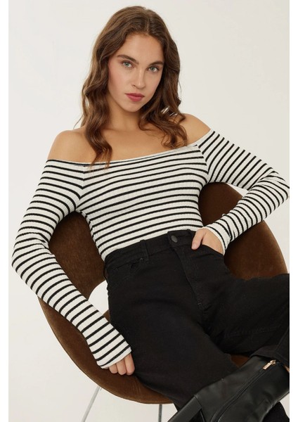 Kadın Omuz Açık Çizgili Bluz White