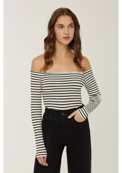 Kadın Omuz Açık Çizgili Bluz White