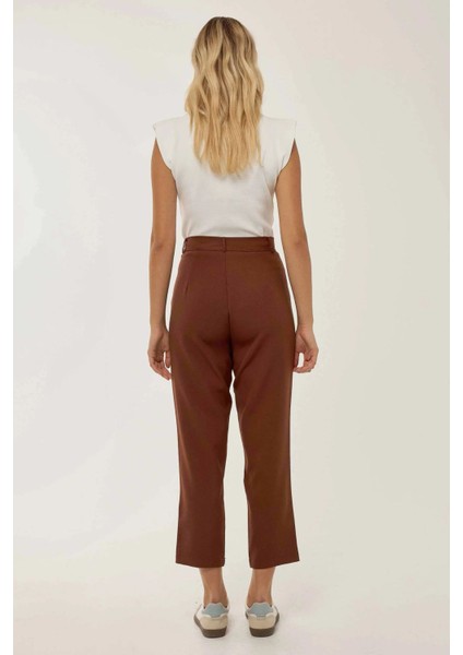 Kadın Yüksek Bel Pileli Boru Paça Pantolon Brown