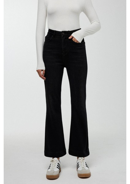 Kadın Flare Fit Jean Siyah
