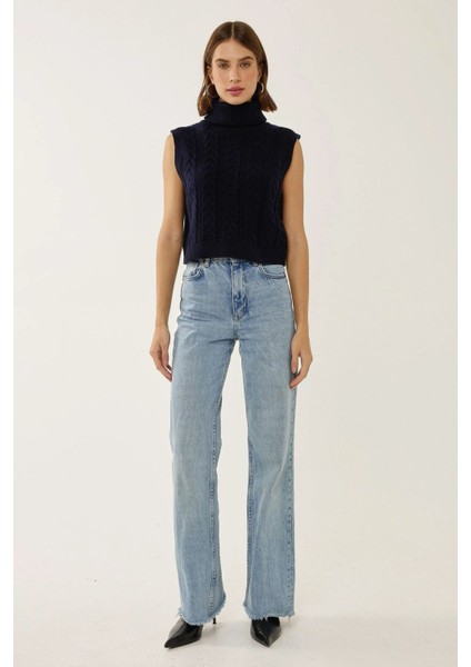 Kadın Saç Örgüsü Desenli Yüksek Yaka Örgü Süveter Kobalt Mavisi