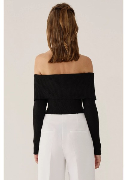 Kadın Omuz Açık Madonna Yaka Triko Üst Siyah