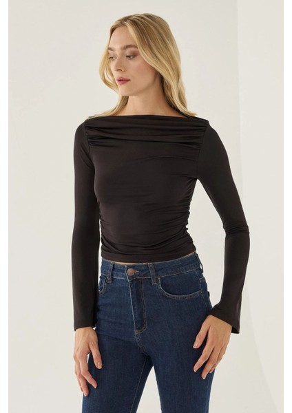 Kadın Drape Detaylı Top Siyah