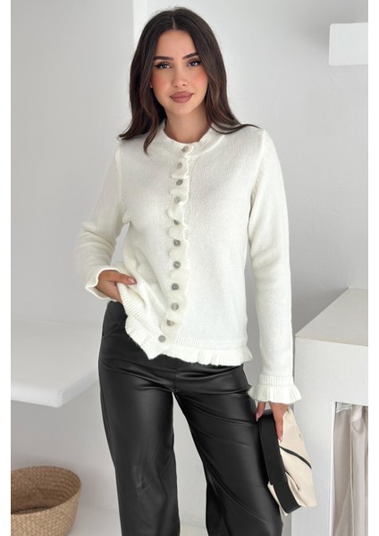 Kadın Kalın Tiftik Hırka – Fırfır Kollu & Yumuşak Dokulu modelleri