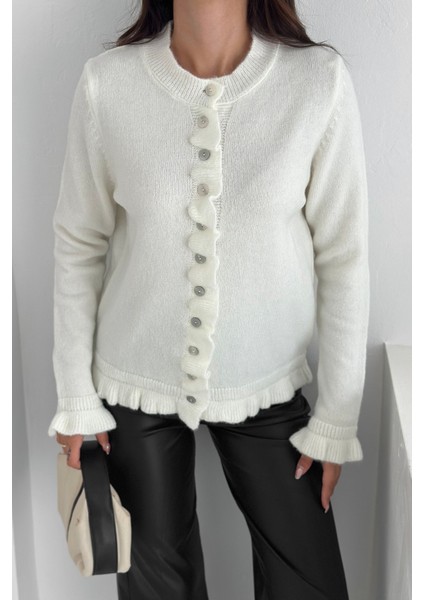 Kadın Kalın Tiftik Hırka – Fırfır Kollu & Yumuşak Dokulu