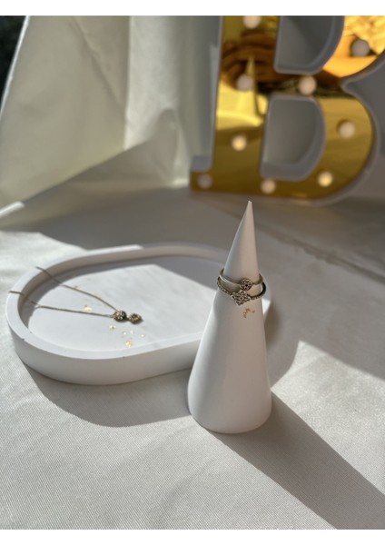 Beyaz Beton Dekor Takı Düzenleyici, Şık ve Pratik Organize Çözümü fırsatları