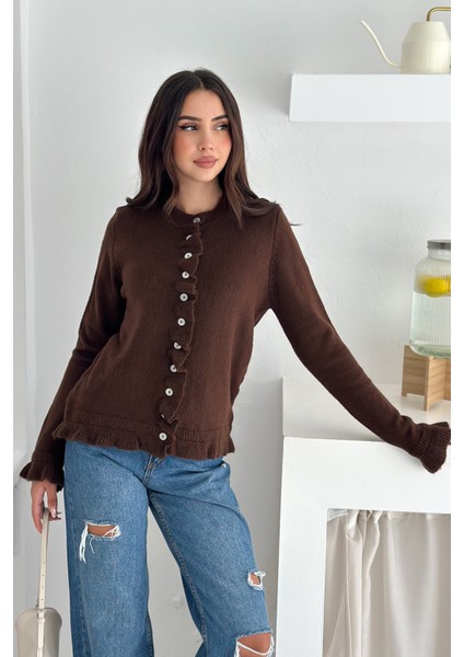 Kadın Kalın Tiftik Hırka – Fırfır Kollu & Yumuşak Dokulu