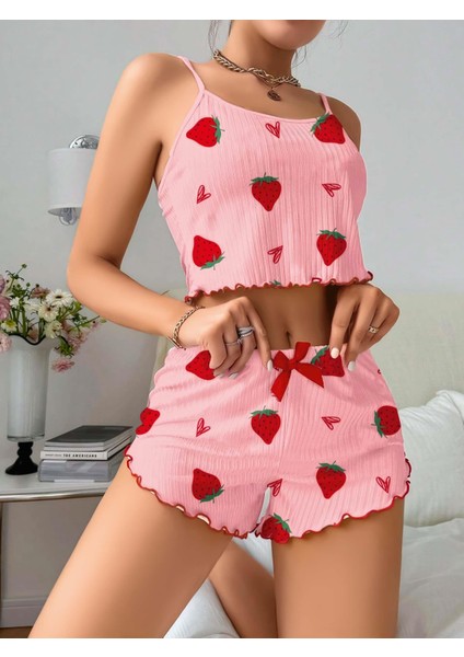 Pamuklu Pembe Üstüne Çilek Desen Fitilli Askılı Şortlu Pijama Takımı modelleri