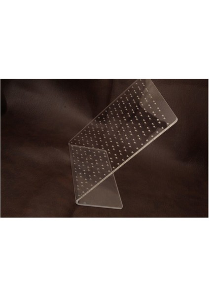 Şeffaf Pleksi Ayaklı Küpe Standı, 14-18 Cm, Küçük ve Şık Tasarım