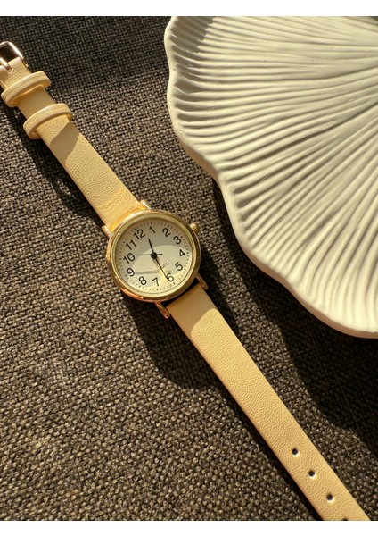 Retro Minimal Deri Kordon Vintage Kadın Kol Saati Yuvarlak Kasa indirimleri