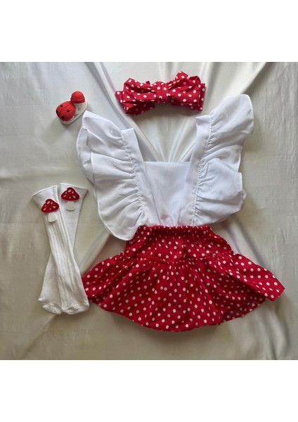 Kız Bebek Fırfırlı Kırmızı Puantiye Bandanalı Salopet Mantar Keçeli Çorap Takım