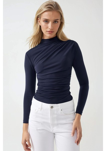 Kadın Dik Yaka Büzgü Detaylı Sandy Bluz Blue