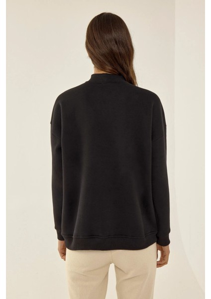 Kadın Rahat Kesim Yarım Yüksek Yaka Sweatshirt Black
