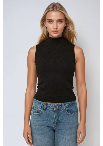 Kadın Slim Fit Dik Yaka Üst Black