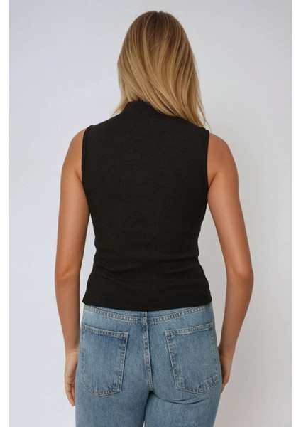 Kadın Slim Fit Dik Yaka Üst Black