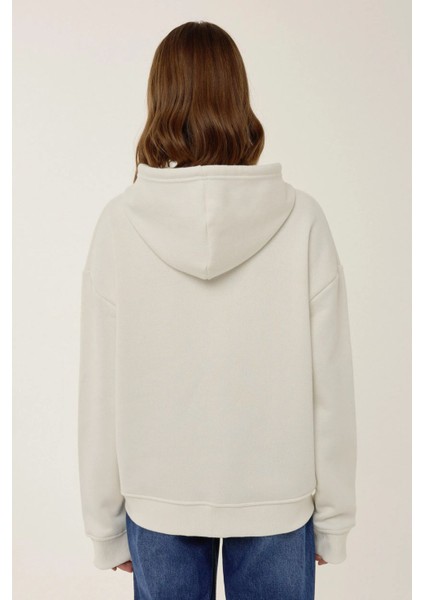 Kadın Rahat Fit Fermuarlı Kapüşonlu Hoodie Natural
