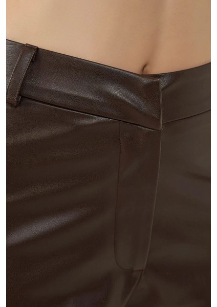 Kadın Suni Deri Hot Şort Brown