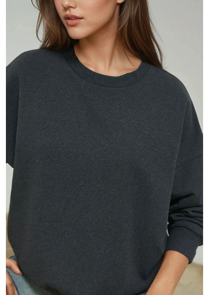 Kadın Oversize Bisiklet Yaka Basic Sweatshirt Gri
