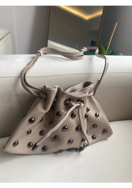 Kadın Rugan Taşlı Askılı Çanta fırsatları