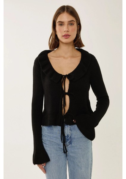 Kadın Rahat Kesim Volanlı Örme Hırka Siyah