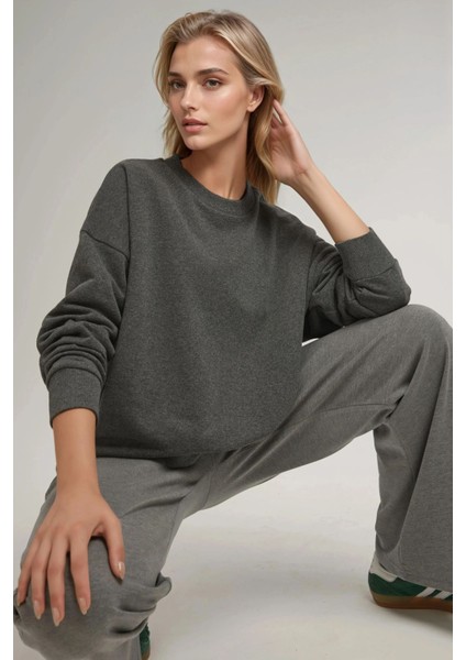 Kadın Oversize Bisiklet Yaka Basic Sweatshirt Arduvaz Grisi