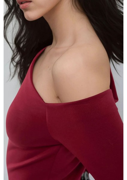 Kadın Asimetrik Yaka Uzun Kol Örme Üst Red