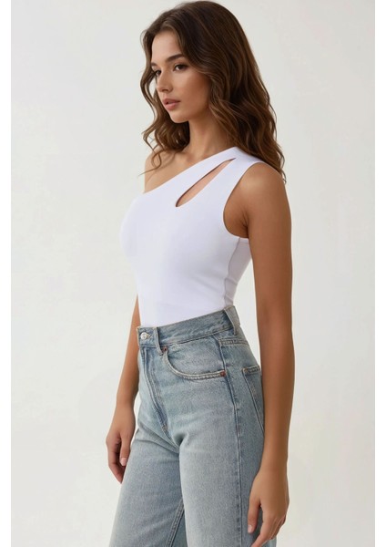 Kadın Slim Fit Asimetrik Yaka Body Üst White