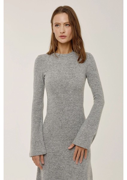 Kadın Yuvarlak Yaka Desenli Maxi Elbise Grey