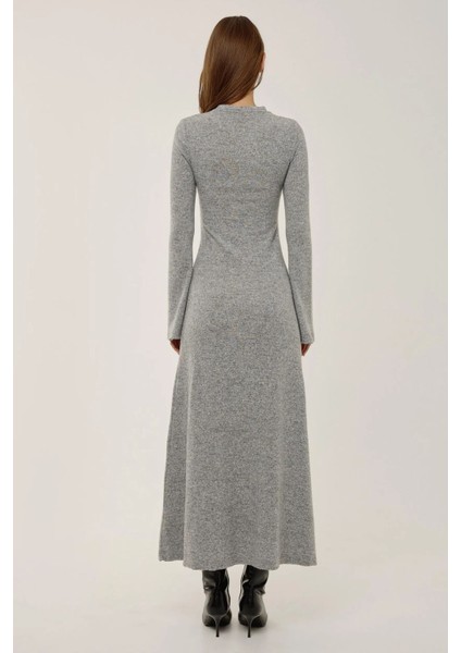 Kadın Yuvarlak Yaka Desenli Maxi Elbise Grey