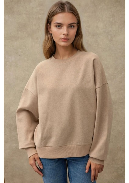 Kadın Oversize Bisiklet Yaka Basic Sweatshirt Natural