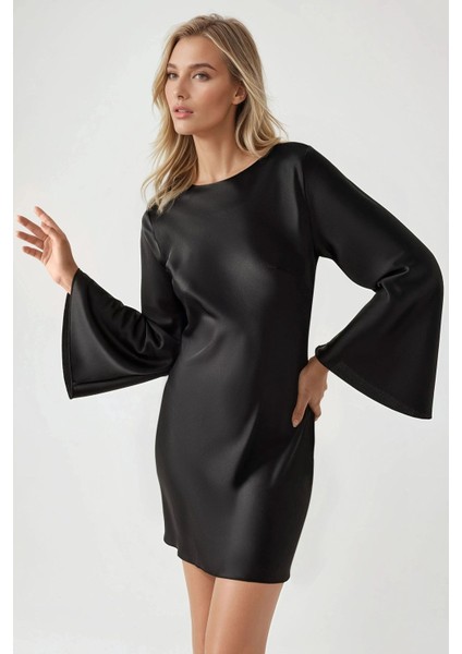 Kadın Sırt Detaylı Saten Mini Elbise Siyah