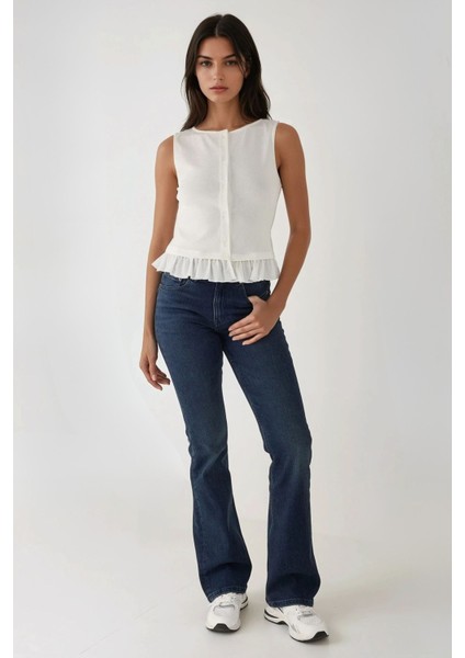 Kadın Fırfır Detaylı Dokulu Bisiklet Yaka Örme Bluz Beyaz